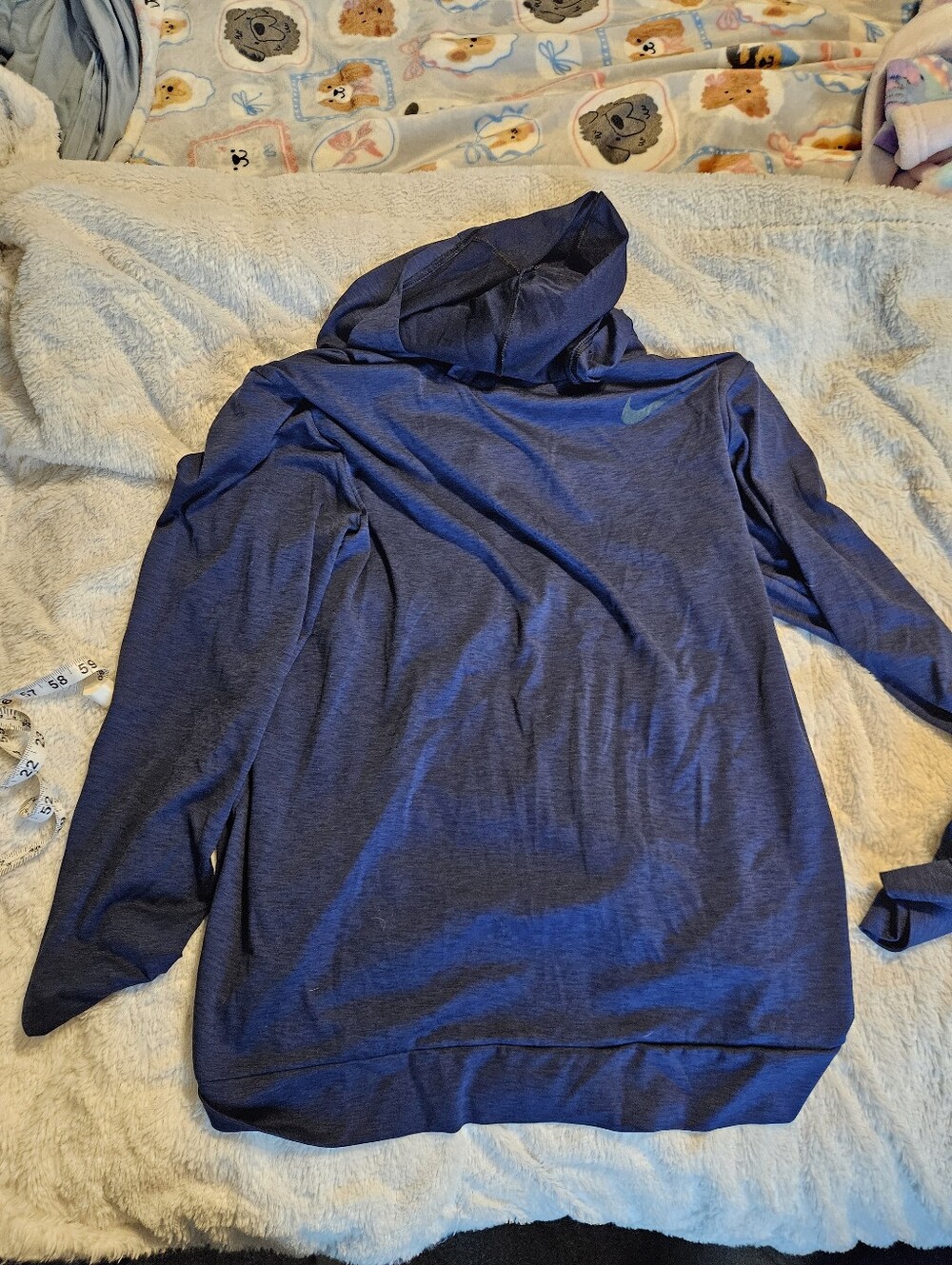 EUC Nike Men’s Lightweight Performance Hoodie